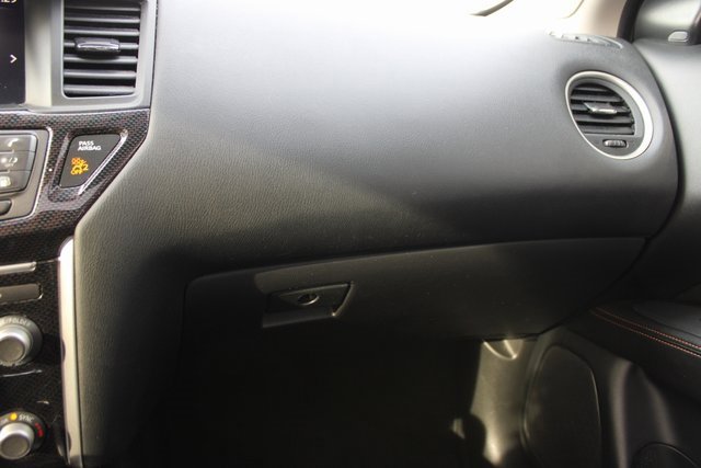 Used 2020 Nissan Pathfinder SL image 31