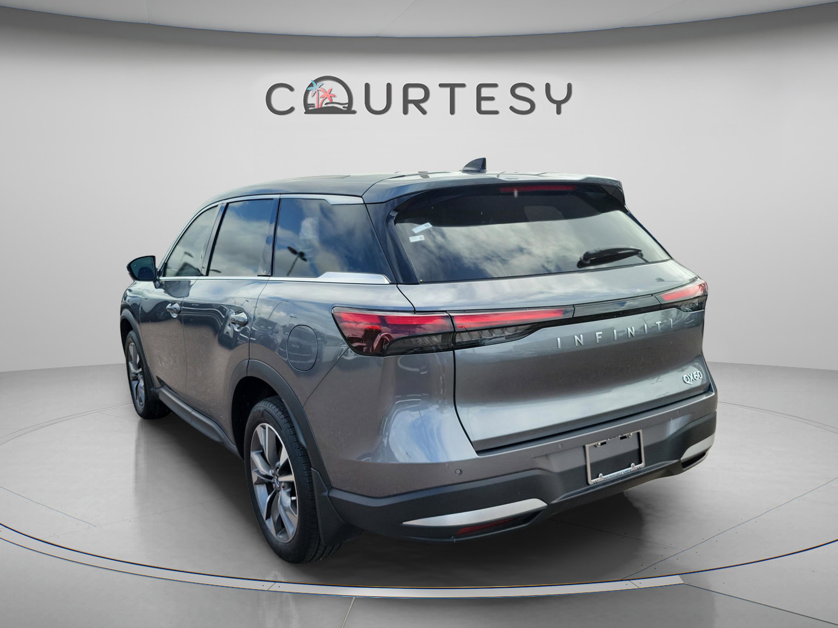 Certified 2026 INFINITI QX60 Pure image 2