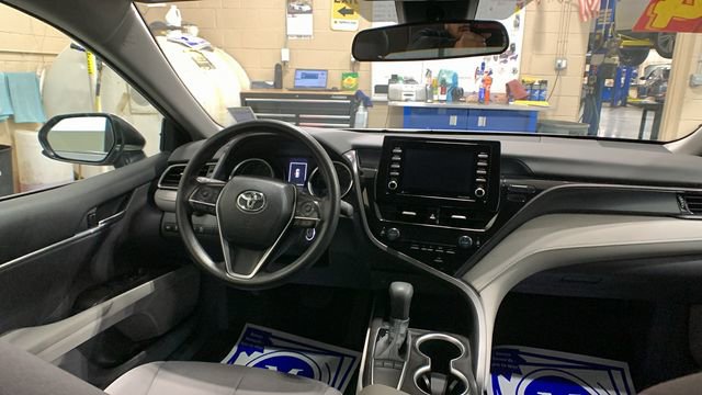 Used 2024 Toyota Camry LE FWD image 18
