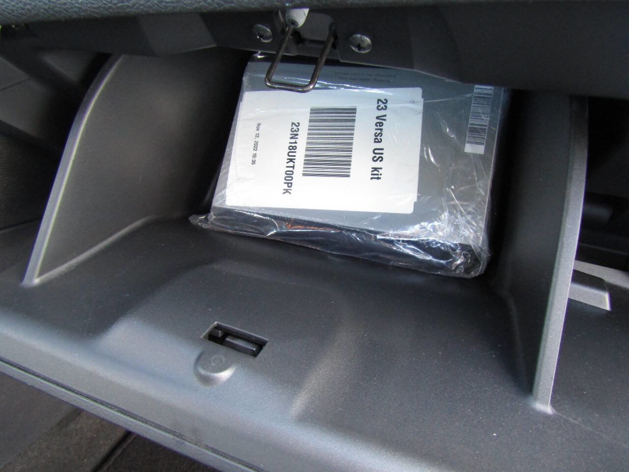 Used 2023 Nissan Versa S FWD image 25