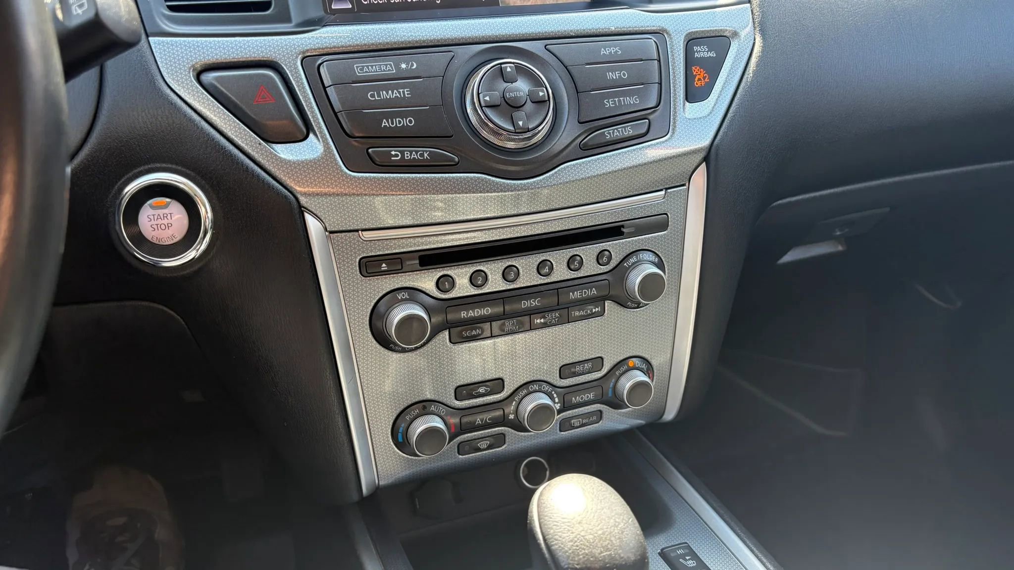 Used 2017 Nissan Pathfinder SL w/ Trailer Tow Package image 20