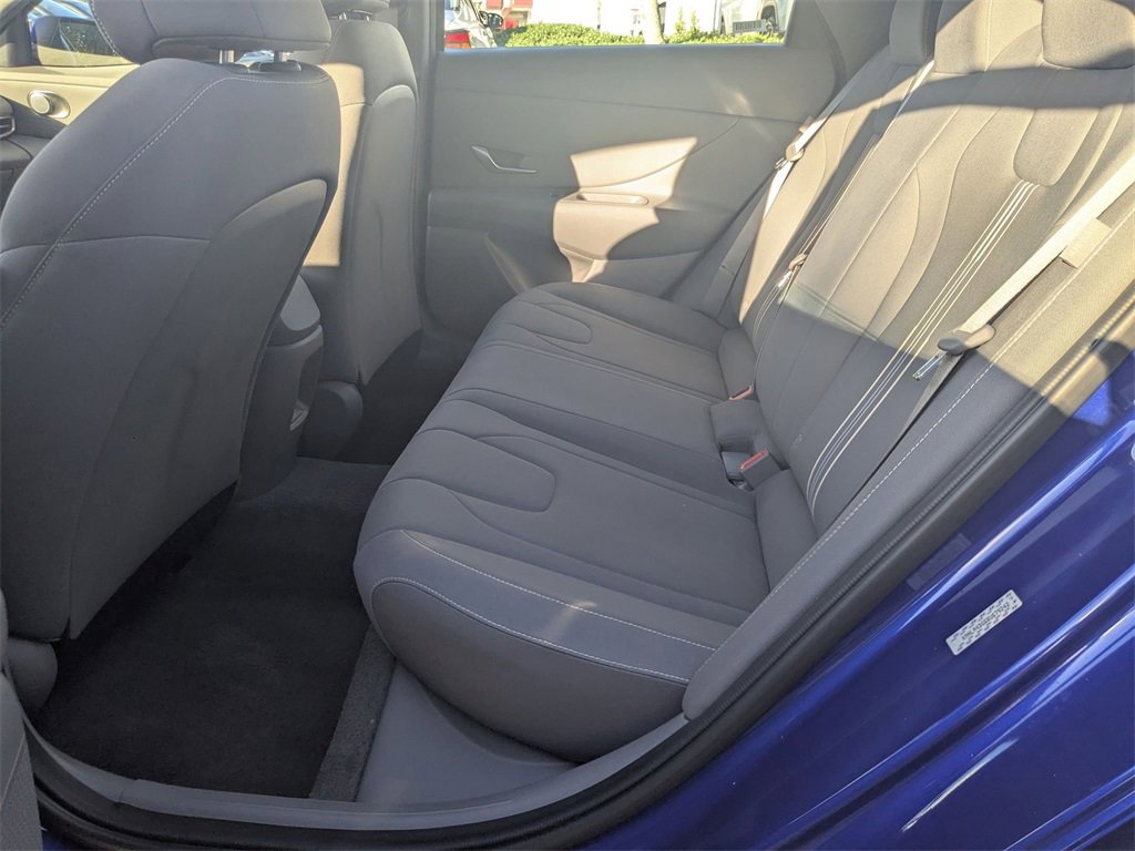 Used 2024 Hyundai Elantra SEL image 22