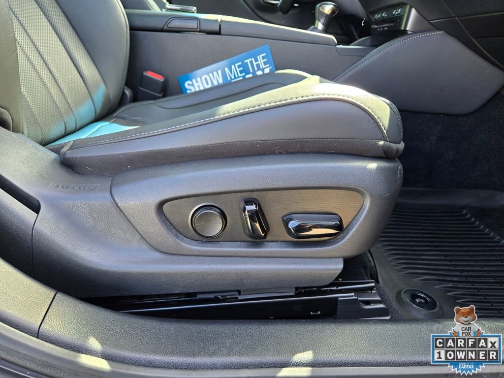 Used 2022 Lexus ES 300h F Sport w/ Accessory Package 2 image 52