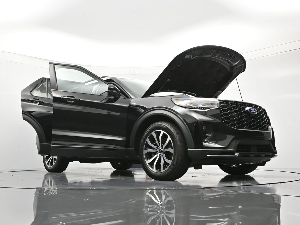 Certified 2025 Ford Explorer ST-Line w/ Premium Package image 51