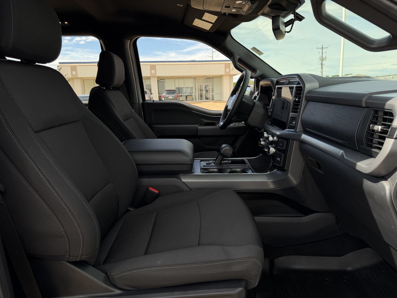 Used 2026 Ford F150 XLT w/ Equipment Group 302A MID AWD/4WD image 28