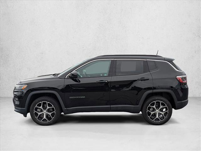 Certified 2024 Jeep Compass Limited AWD/4WD image 8