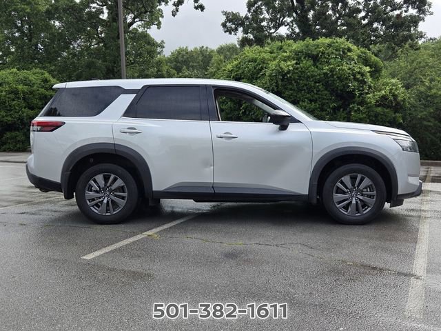 Used 2024 Nissan Pathfinder S AWD/4WD image 6