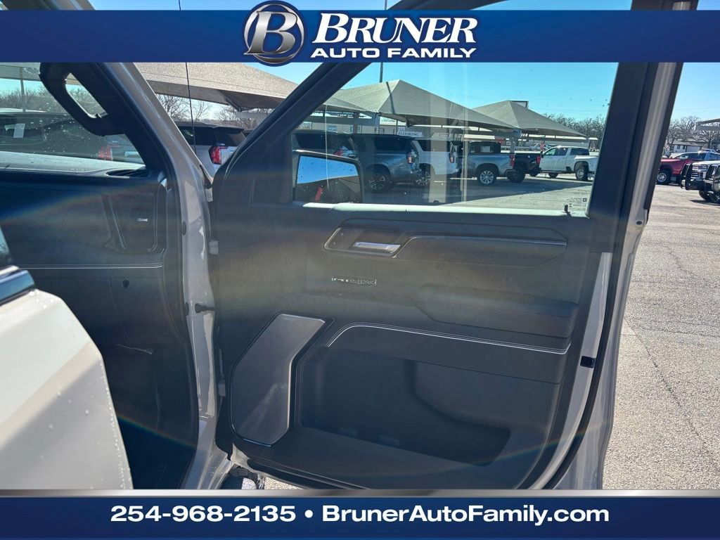 New 2026 GMC Sierra 1500 AT4X image 15