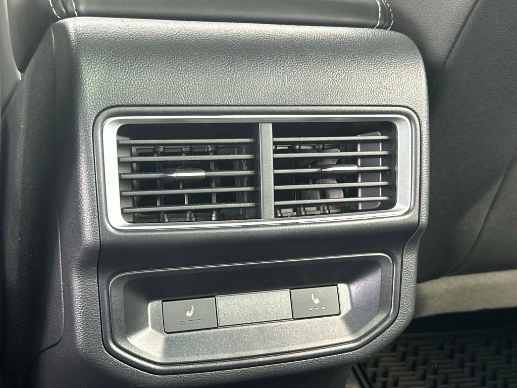 Used 2025 Volkswagen Atlas Cross Sport SEL Premium R-Line image 47