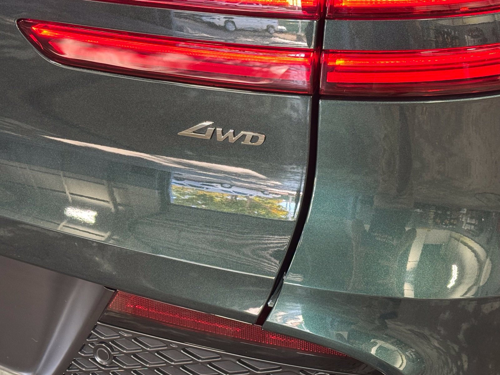 Used 2024 Genesis GV70 2.5T w/ Advanced Package AWD/4WD image 65