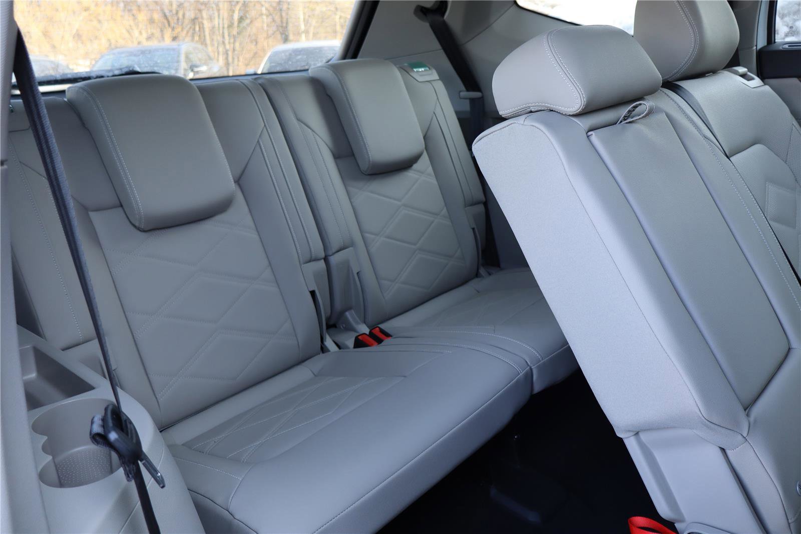 New 2026 Volkswagen Atlas SE image 31