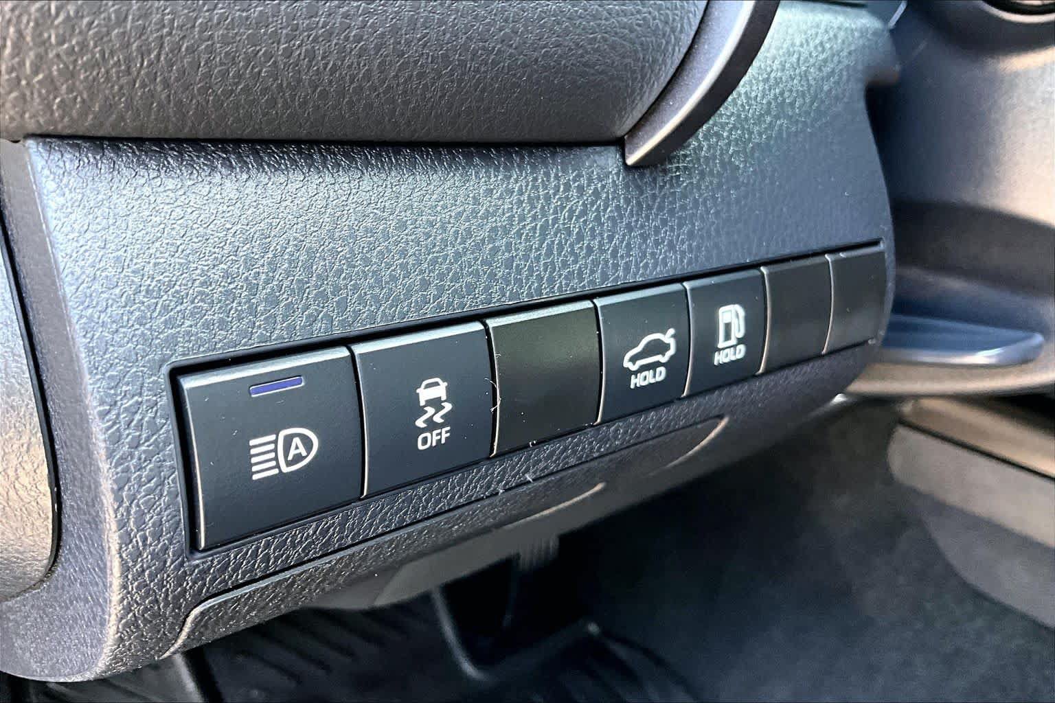 Certified 2024 Toyota Camry SE w/ Blackout Package (TMS) AWD/4WD image 32