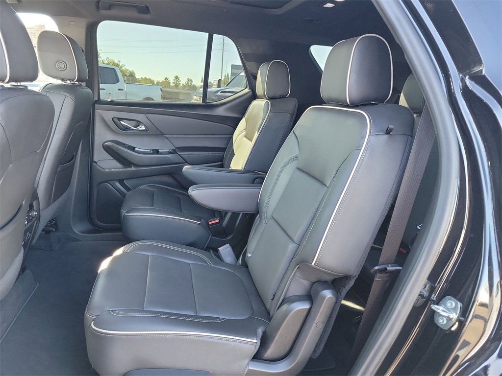 Used 2023 Chevrolet Traverse Premier w/ Redline Edition image 26