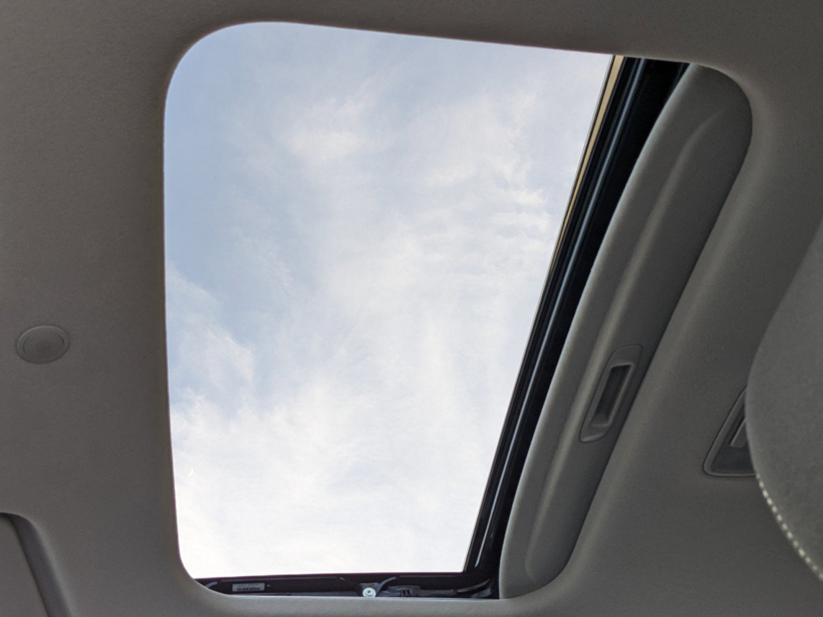 New 2025 Hyundai Venue SEL image 26