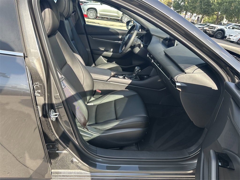 Used 2025 MAZDA MAZDA3 s image 14