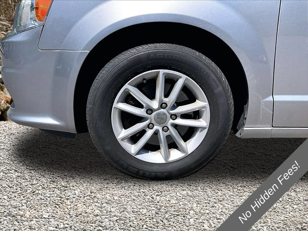 Used 2018 Dodge Grand Caravan SXT FWD image 9