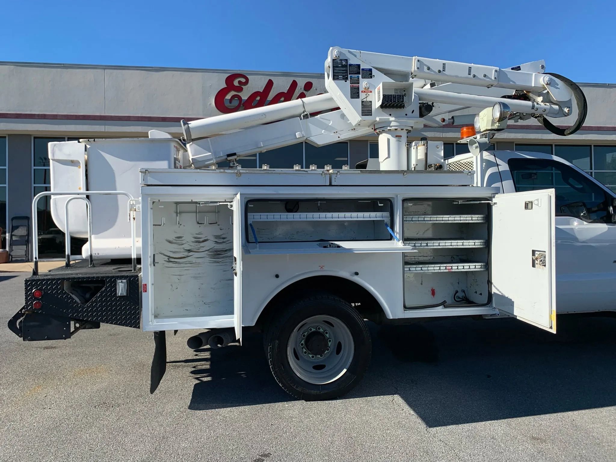 Used 2012 Ford F550 2WD Regular Cab Super Duty w/ XL Value Pkg image 26