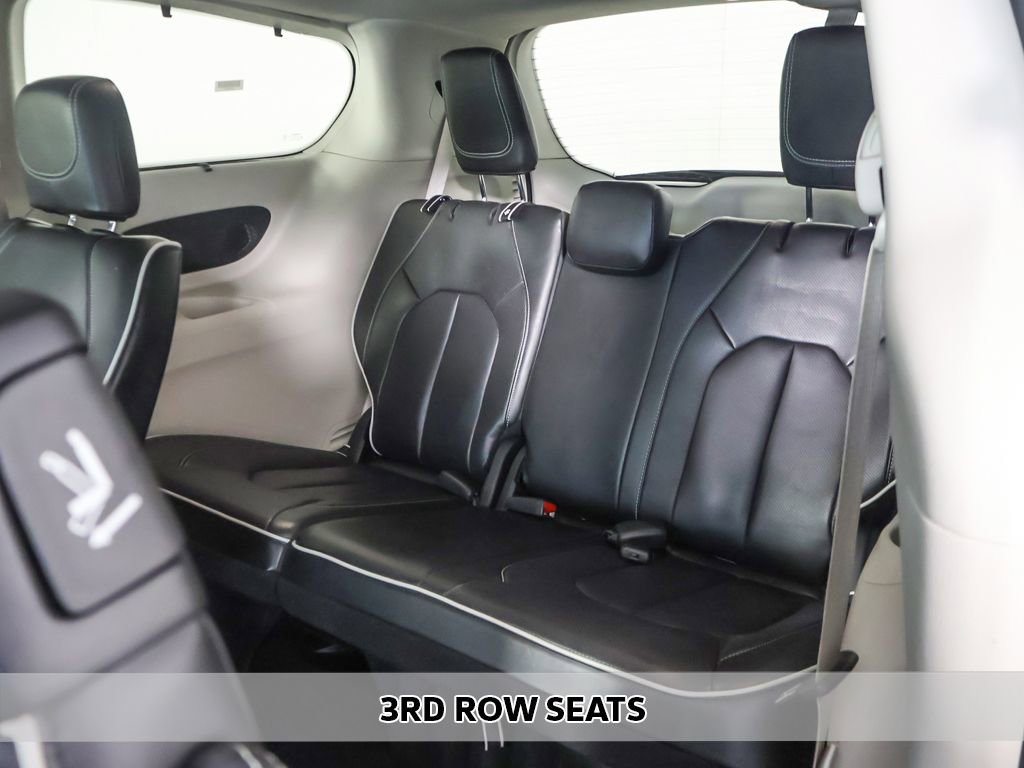 Used 2024 Chrysler Pacifica Limited FWD image 10
