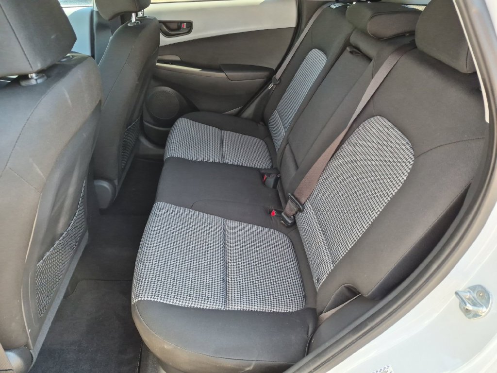 Used 2020 Hyundai Kona SEL Plus FWD image 28