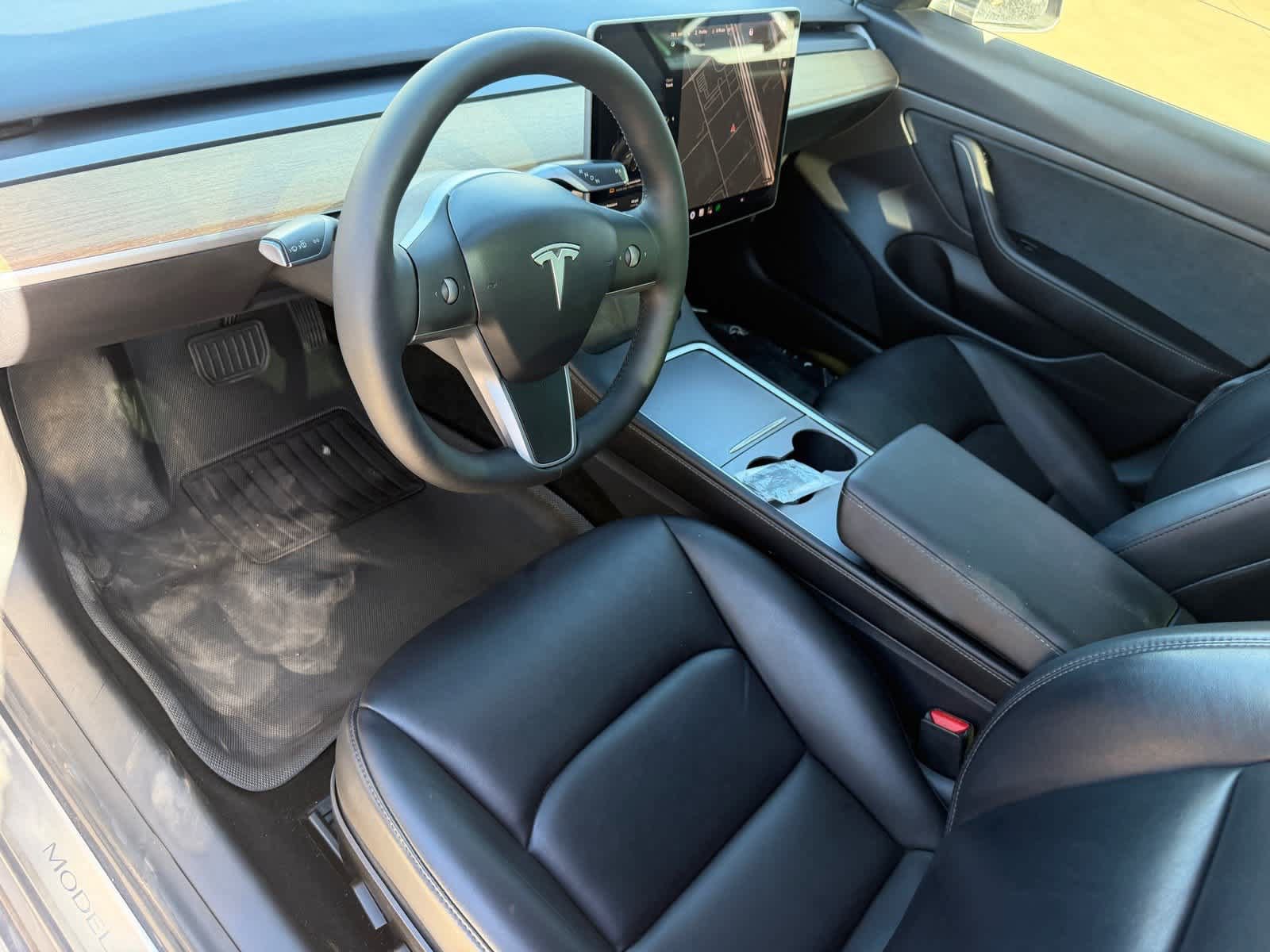 Used 2020 Tesla Model 3 Standard Range Plus RWD image 15