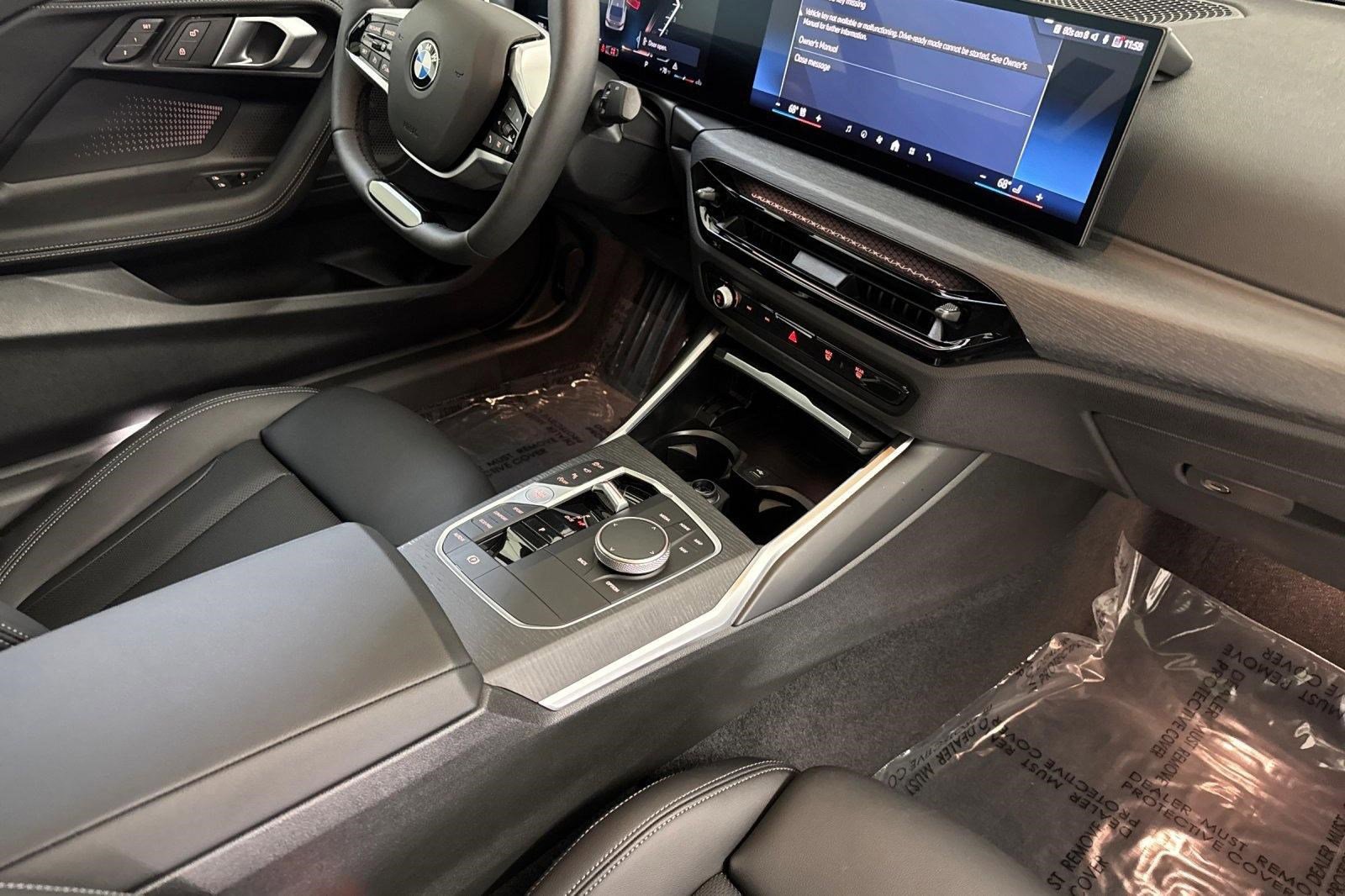 Used 2025 BMW 230i Coupe w/ Premium Package image 32