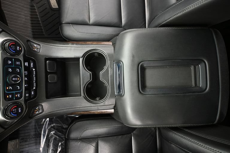 Used 2019 Chevrolet Tahoe LT w/ RST Edition AWD/4WD image 41