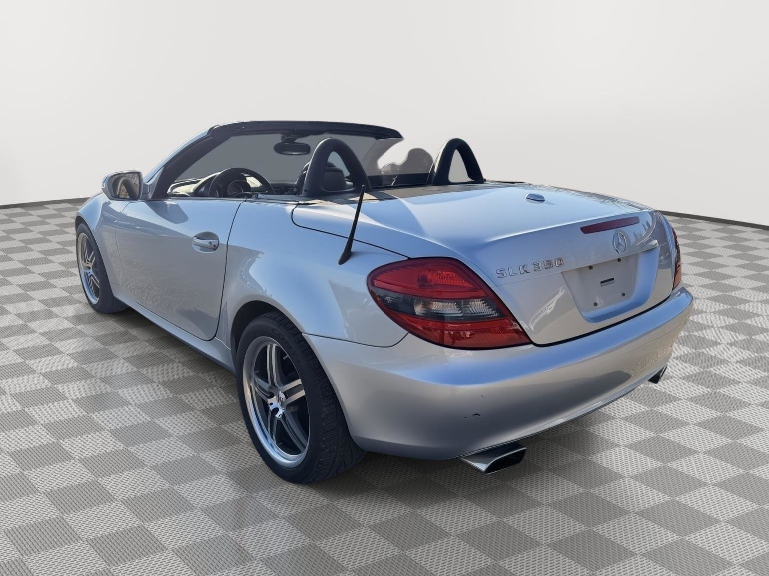 Used 2009 Mercedes-Benz SLK 350 image 5