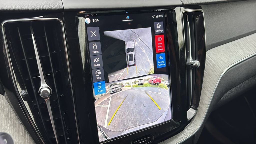 Certified 2025 Volvo XC60 B5 Plus AWD/4WD image 20