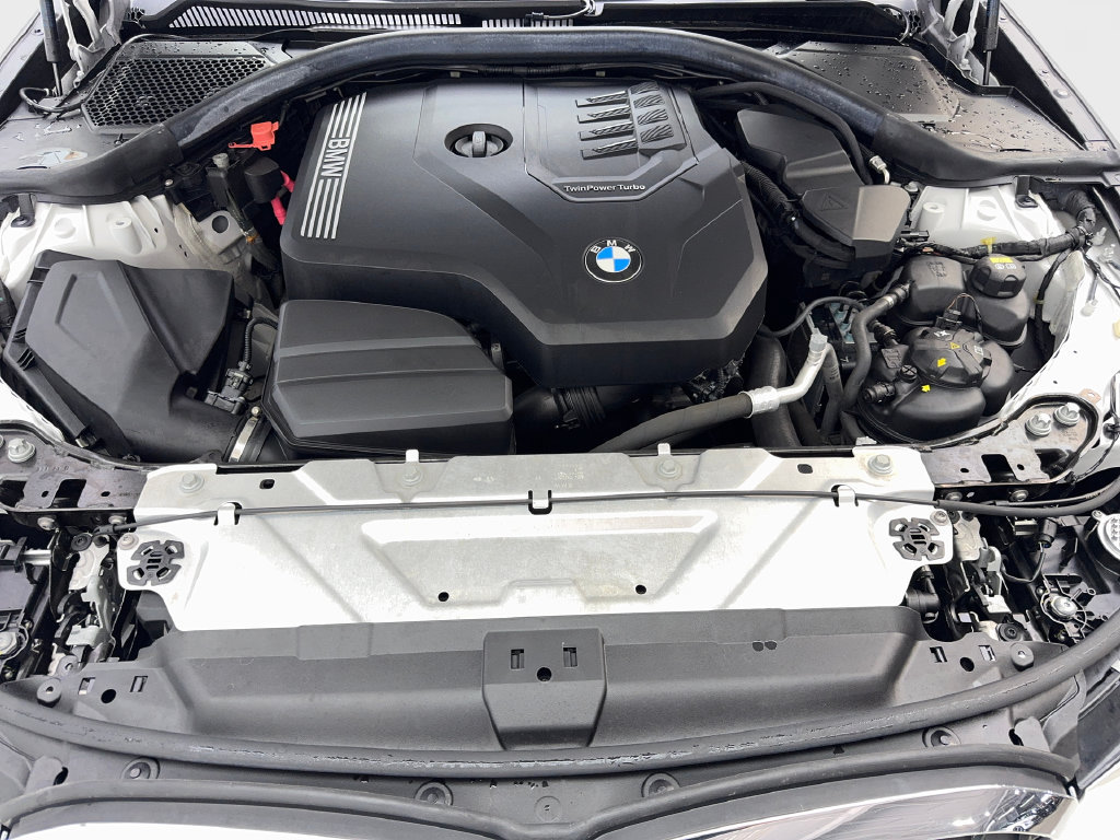 Used 2022 BMW 330i Sedan w/ Driving Assistance Package RWD image 74