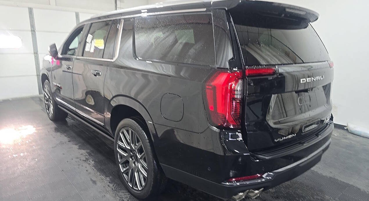 Used 2026 GMC Yukon XL Denali Ultimate AWD/4WD image 7