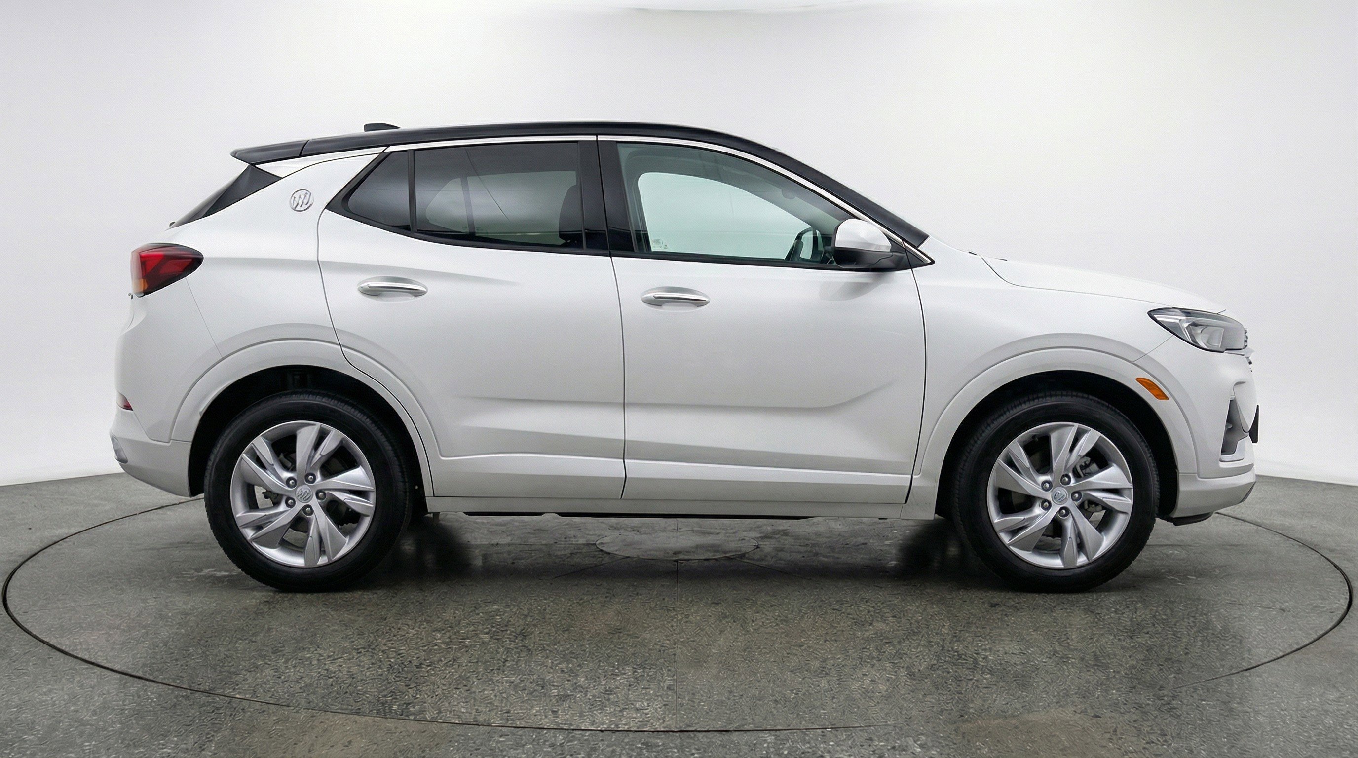 Used 2025 Buick Encore GX Preferred image 11