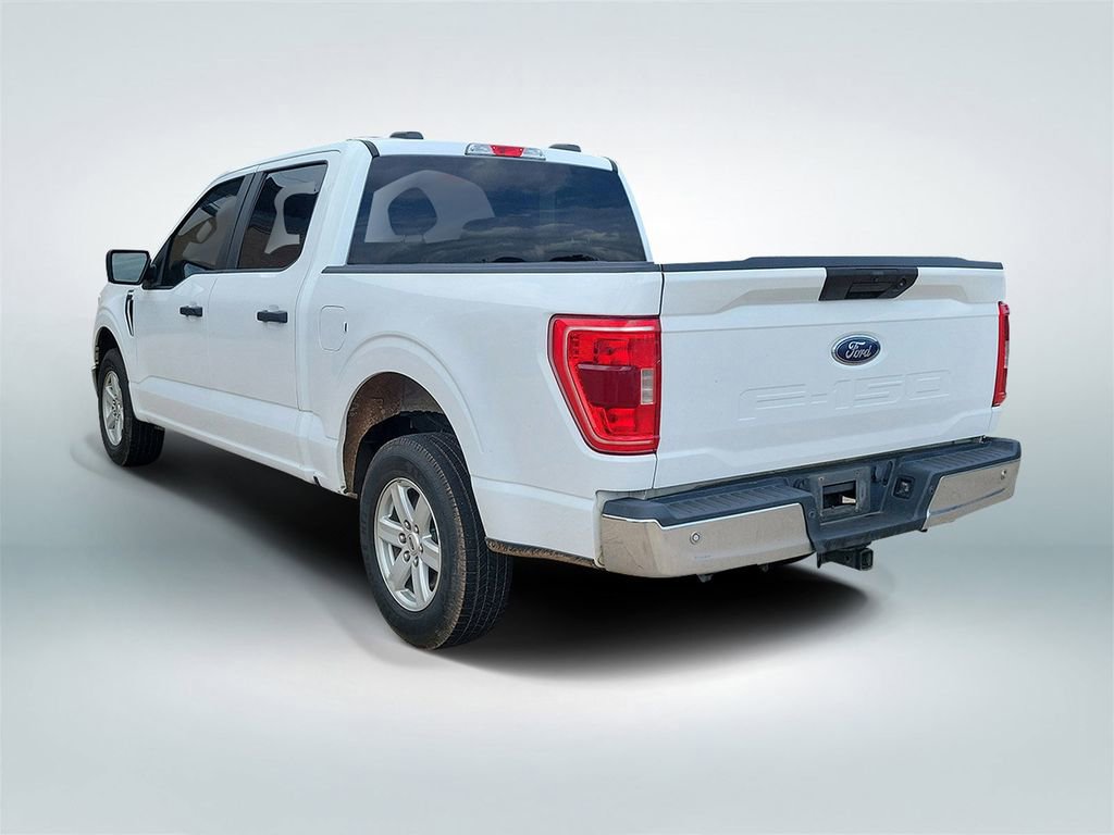 Used 2022 Ford F150 XLT w/ Trailer Tow Package RWD image 4