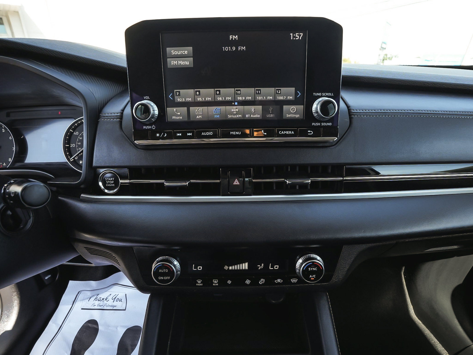 Used 2023 Mitsubishi Outlander ES AWD/4WD image 25