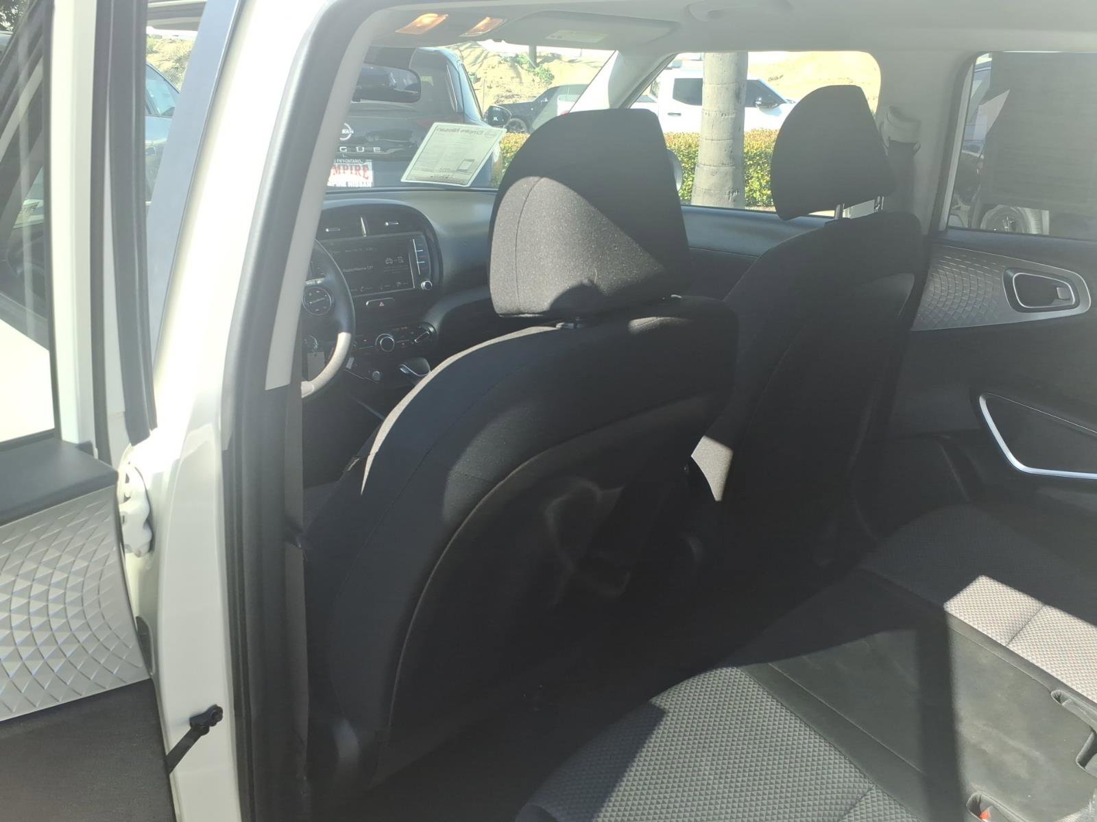 Used 2023 Kia Soul LX w/ Option Group 015 image 12