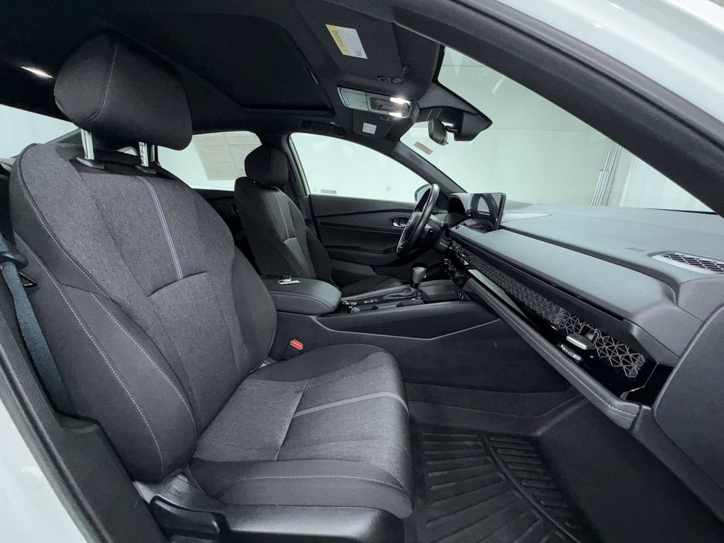 Used 2024 Honda Accord Sport image 15