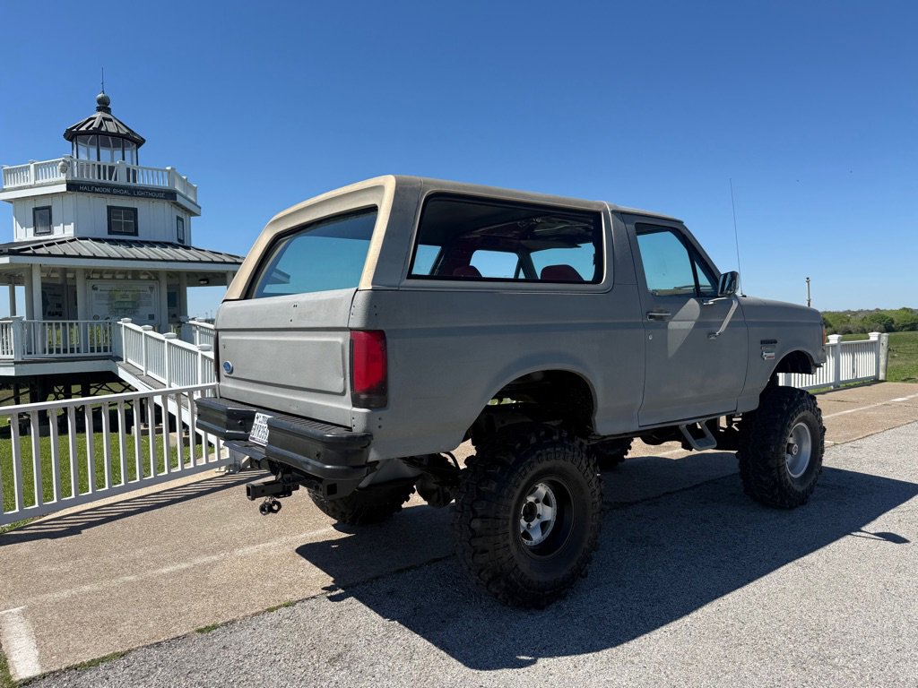 Used 1989 Ford Bronco AWD/4WD image 4