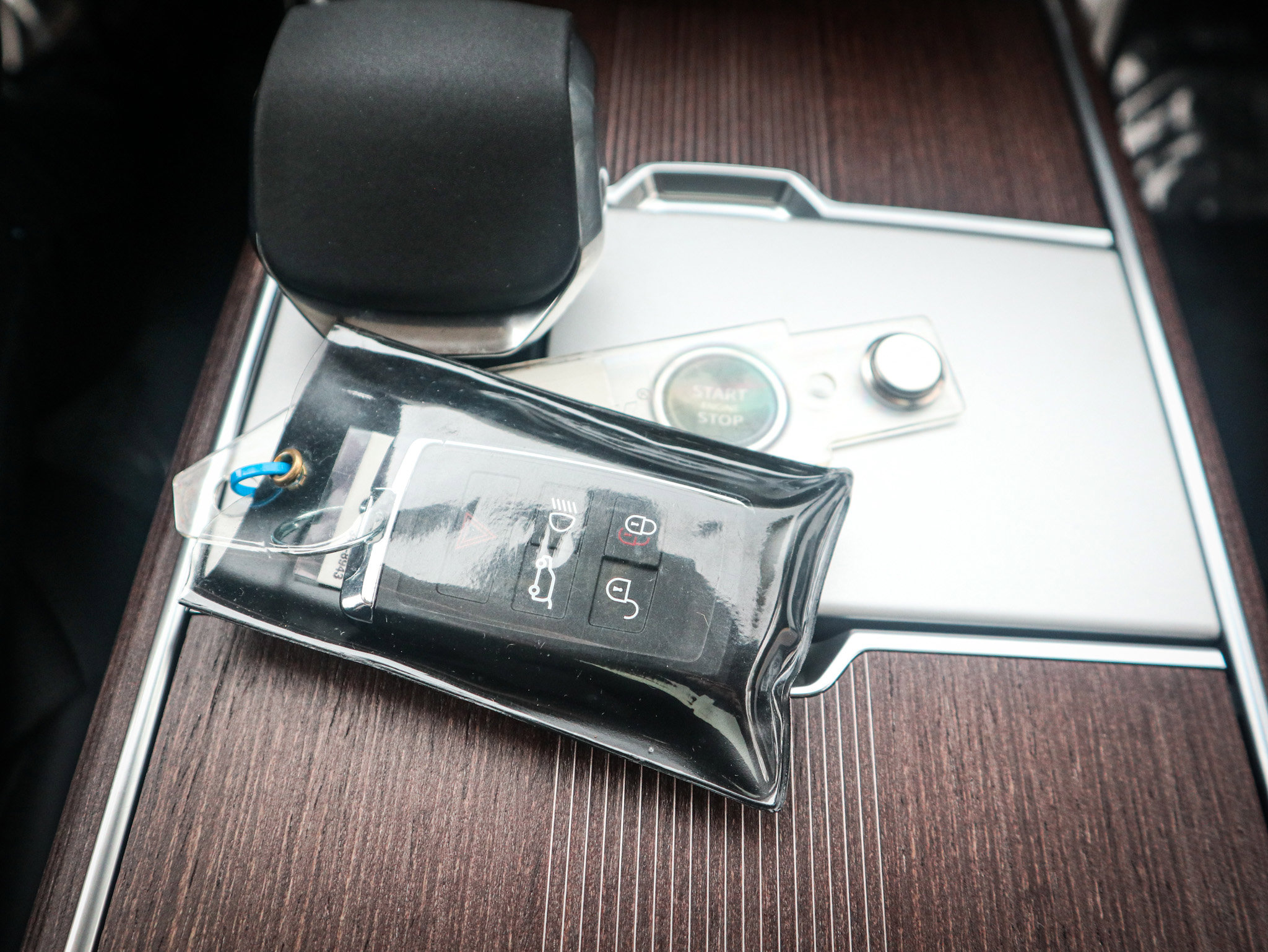 Used 2025 Land Rover Range Rover Autobiography image 37