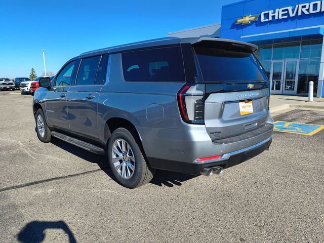 New 2026 Chevrolet Suburban Premier image 4