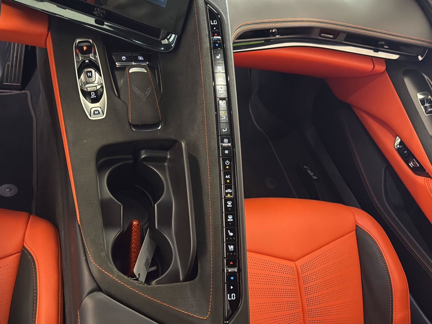 Used 2025 Chevrolet Corvette Z06 RWD image 18