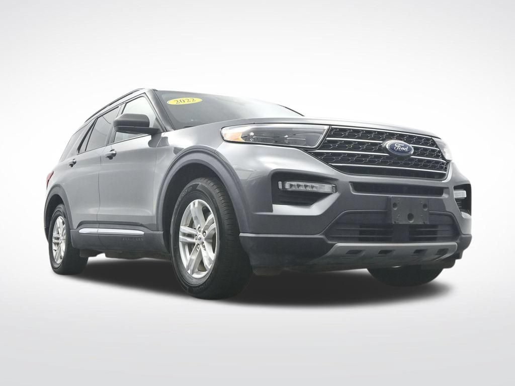 Used 2022 Ford Explorer XLT w/ Equipment Group 202A RWD image 34