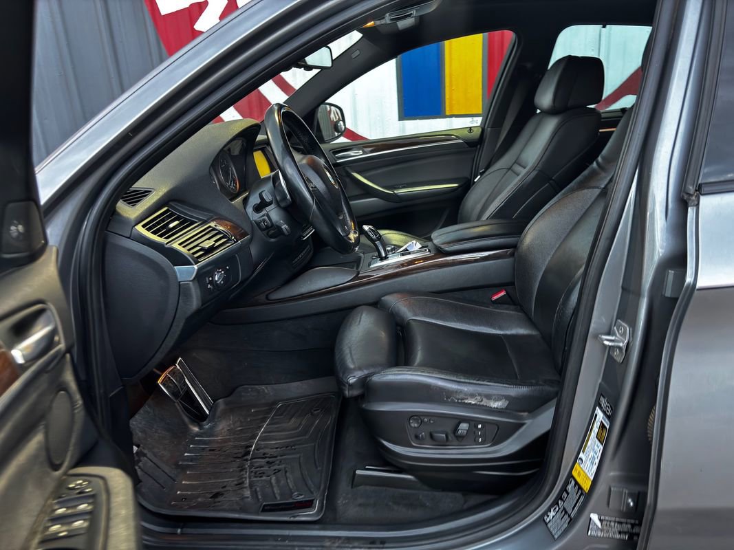 Used 2014 BMW X6 xDrive50i image 11