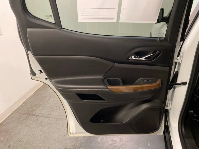 Used 2017 GMC Acadia SLE w/ Driver Alert Package I FWD image 23