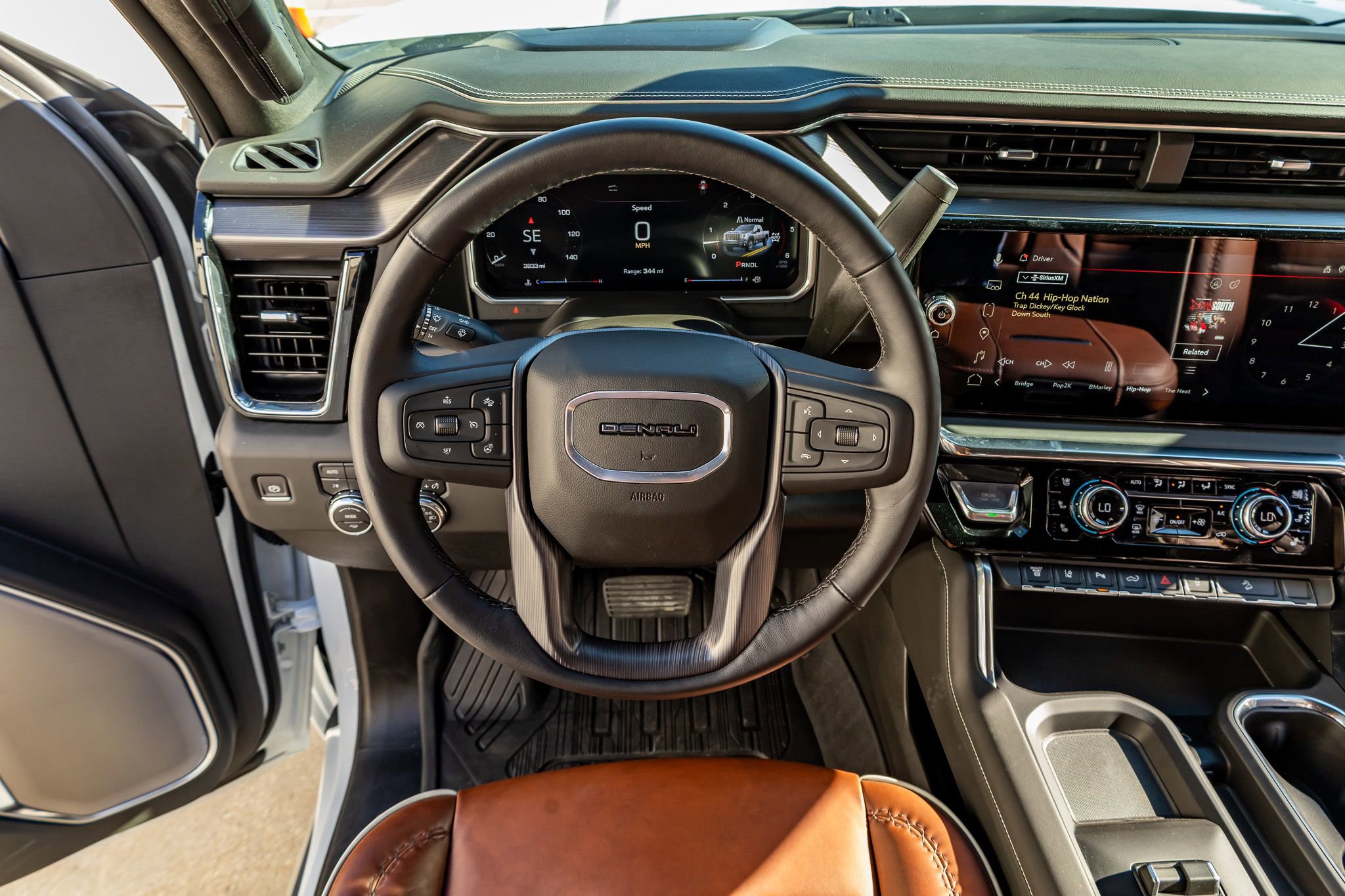 Used 2026 GMC Sierra 2500 Denali Ultimate w/ Max Trailering Package image 20