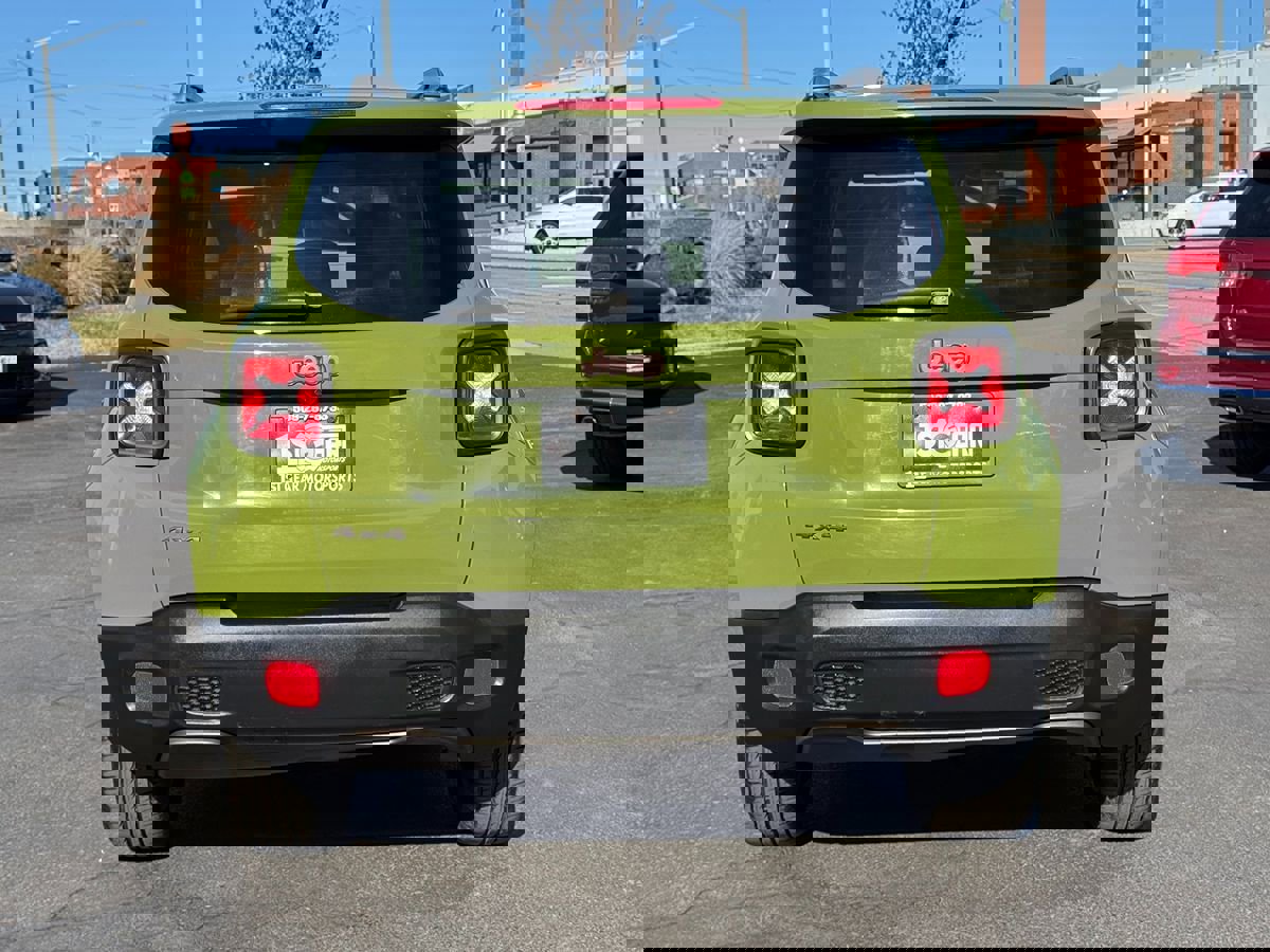 Used 2016 Jeep Renegade 75th Anniversary AWD/4WD image 7