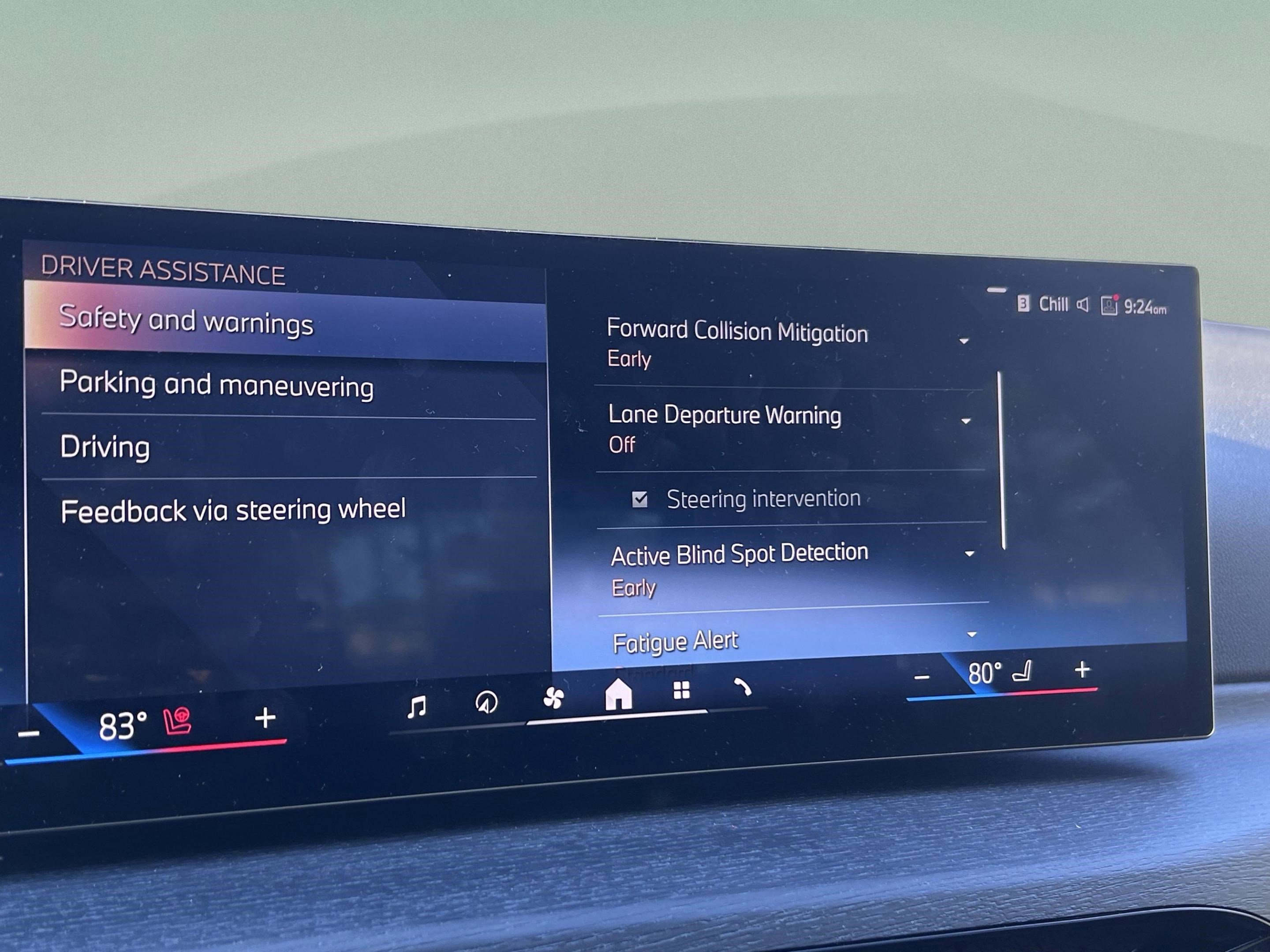 Used 2026 BMW 330i Sedan w/ M Sport Package image 9