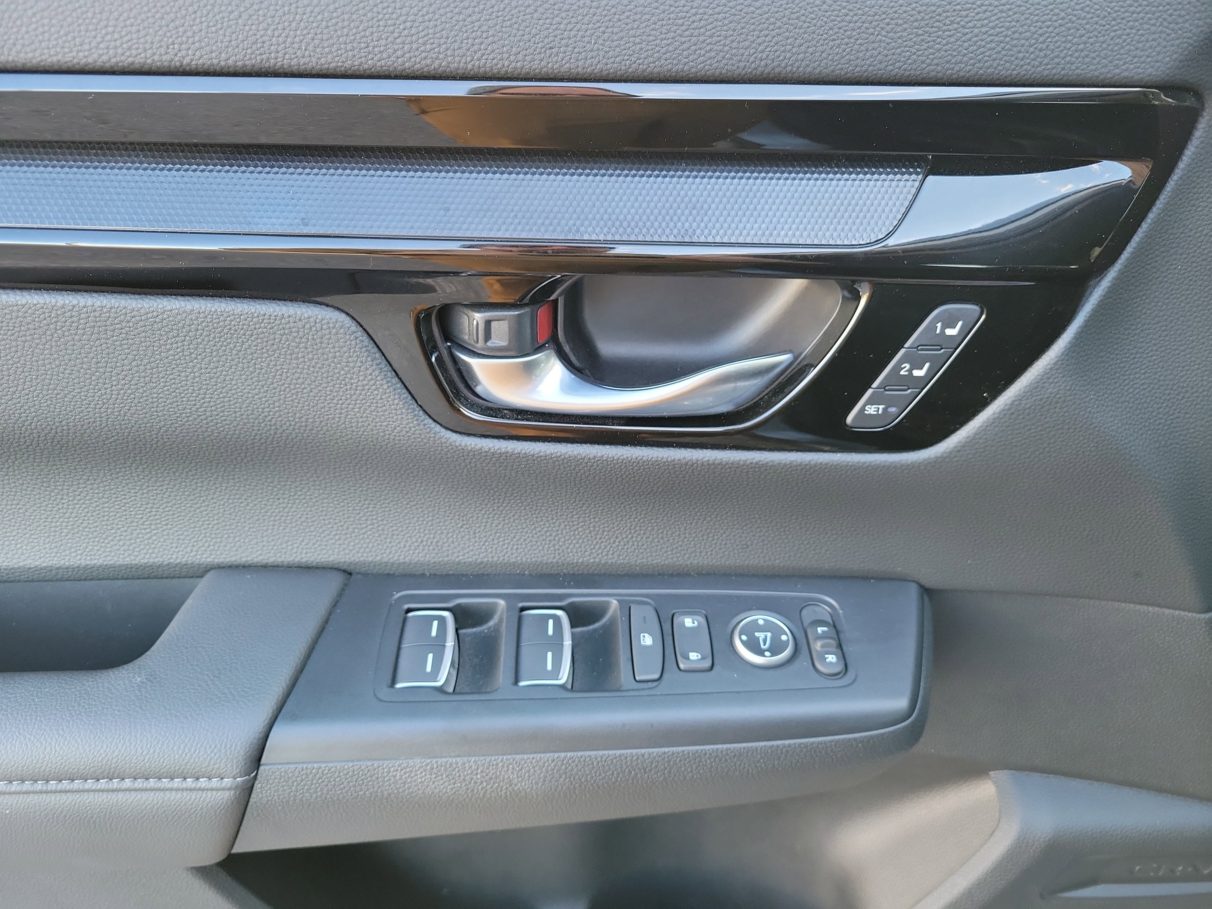 Used 2024 Honda CR-V EX-L image 25