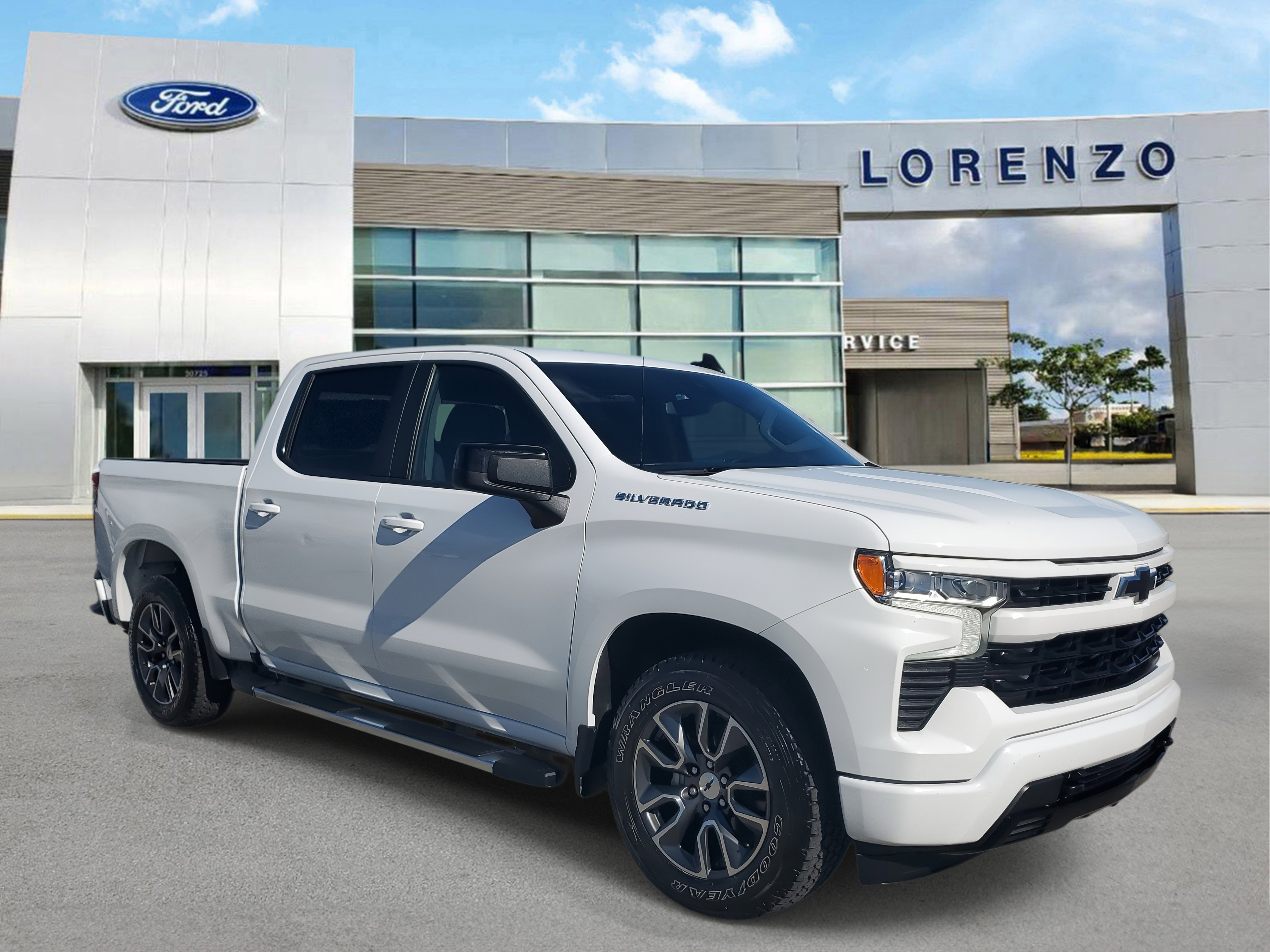 Used 2022 Chevrolet Silverado 1500 RST image 3