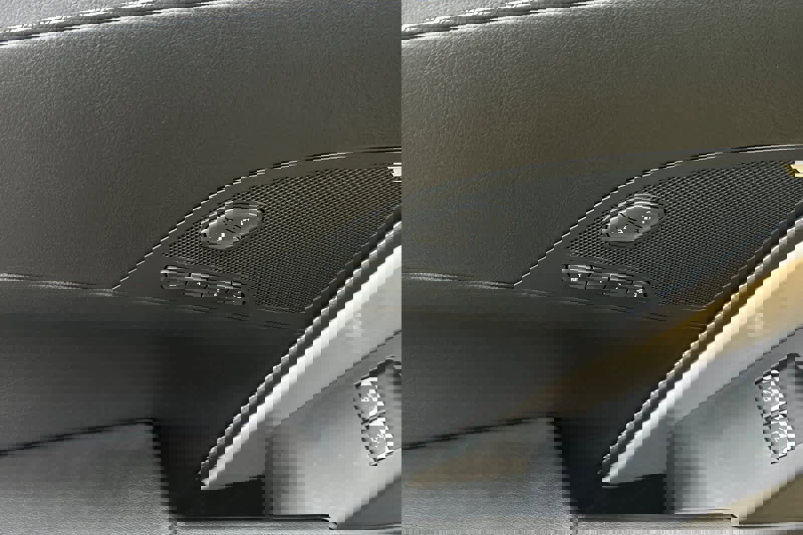 Used 2016 Chevrolet Corvette Stingray Coupe w/ 2LT Preferred Equipment Group image 12