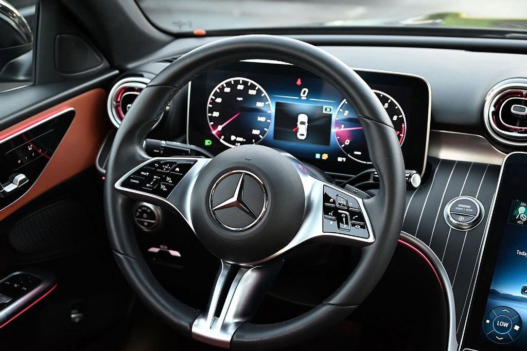 Certified 2023 Mercedes-Benz C 300 Sedan image 16