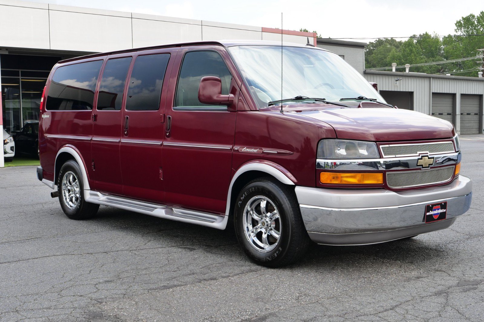 Used 2014 Chevrolet Express 1500 RWD image 4